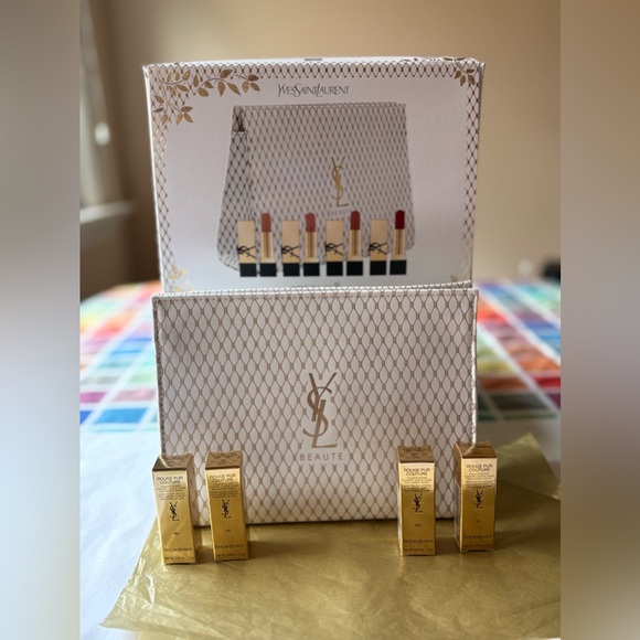⚜️💄⚜️YVES SAINT LAURENT HOLIDAY FOUR PIECE SATIN LIPSTICK SET ⚜️💄⚜️ NWT ⚜️💄⚜️ - Picture 1 of 16